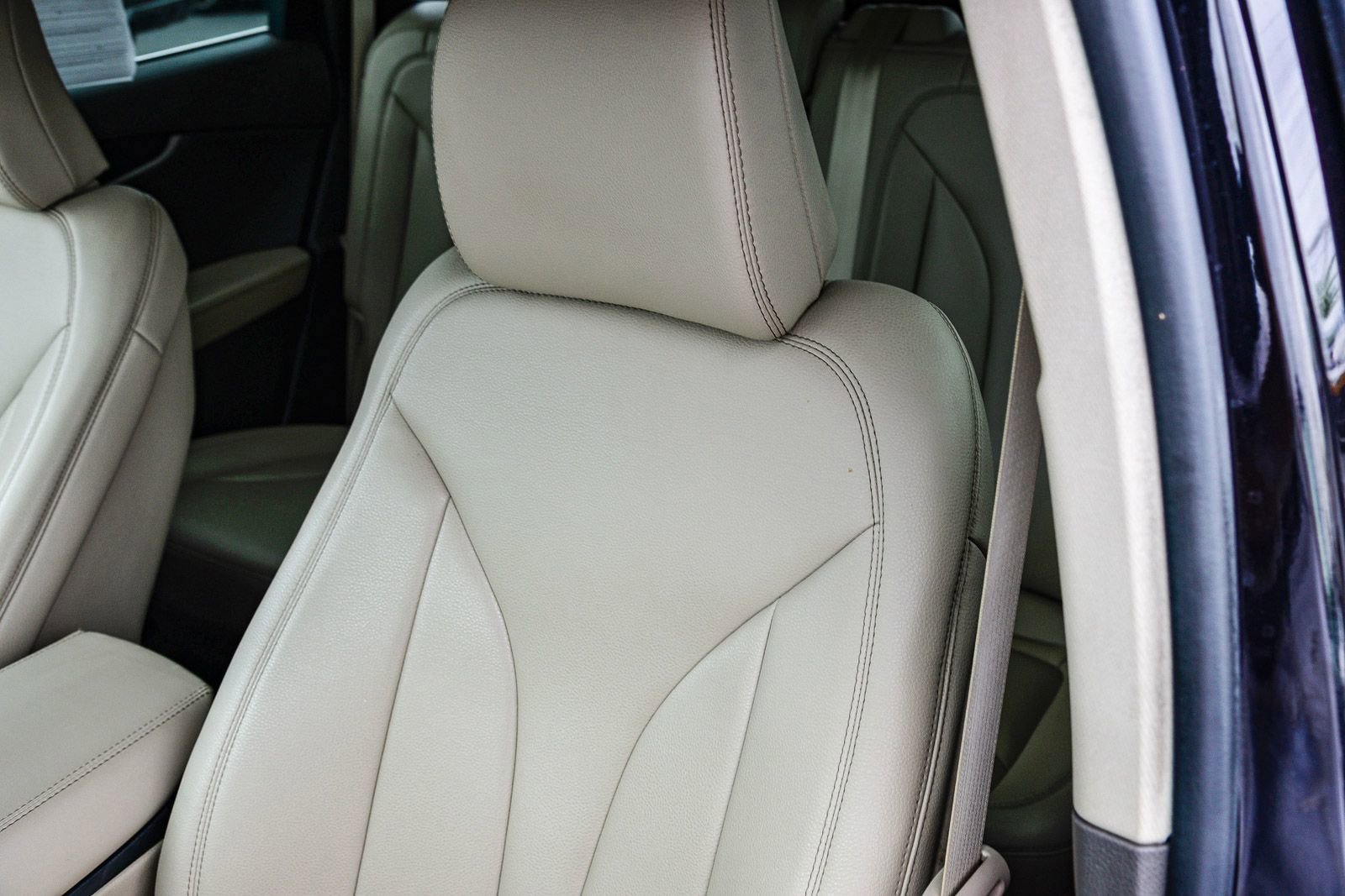 Used 2023 Lincoln Nautilus AWD w/ Premium Package image 22