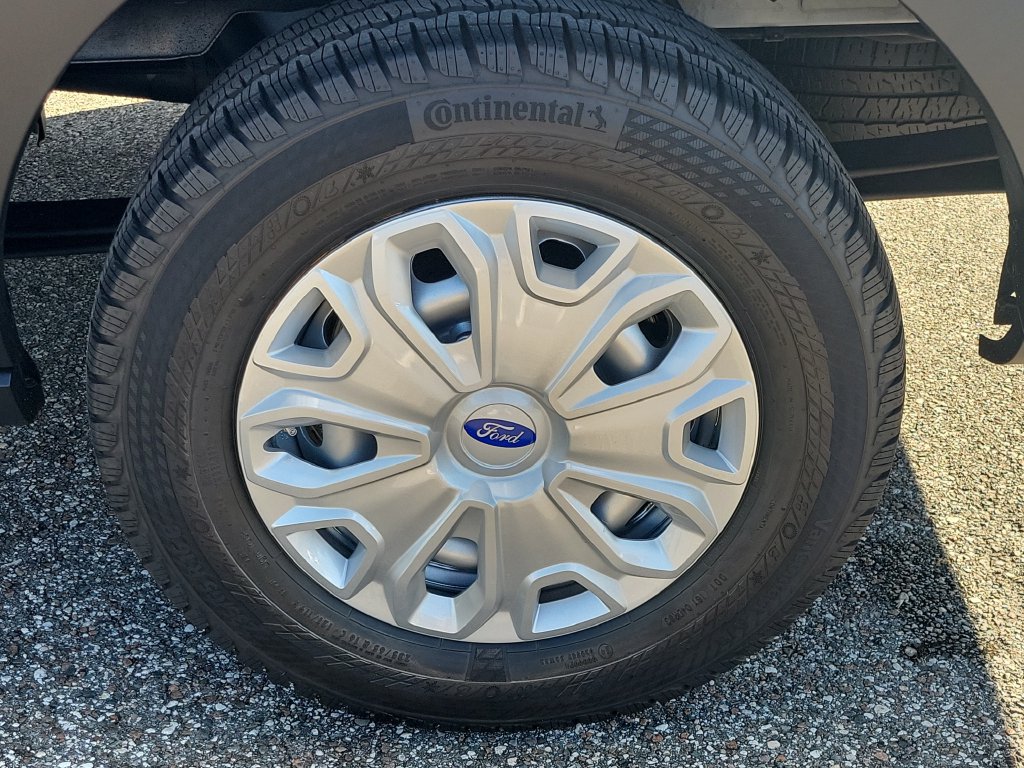 Used 2021 Ford Transit 150 XL RWD image 5
