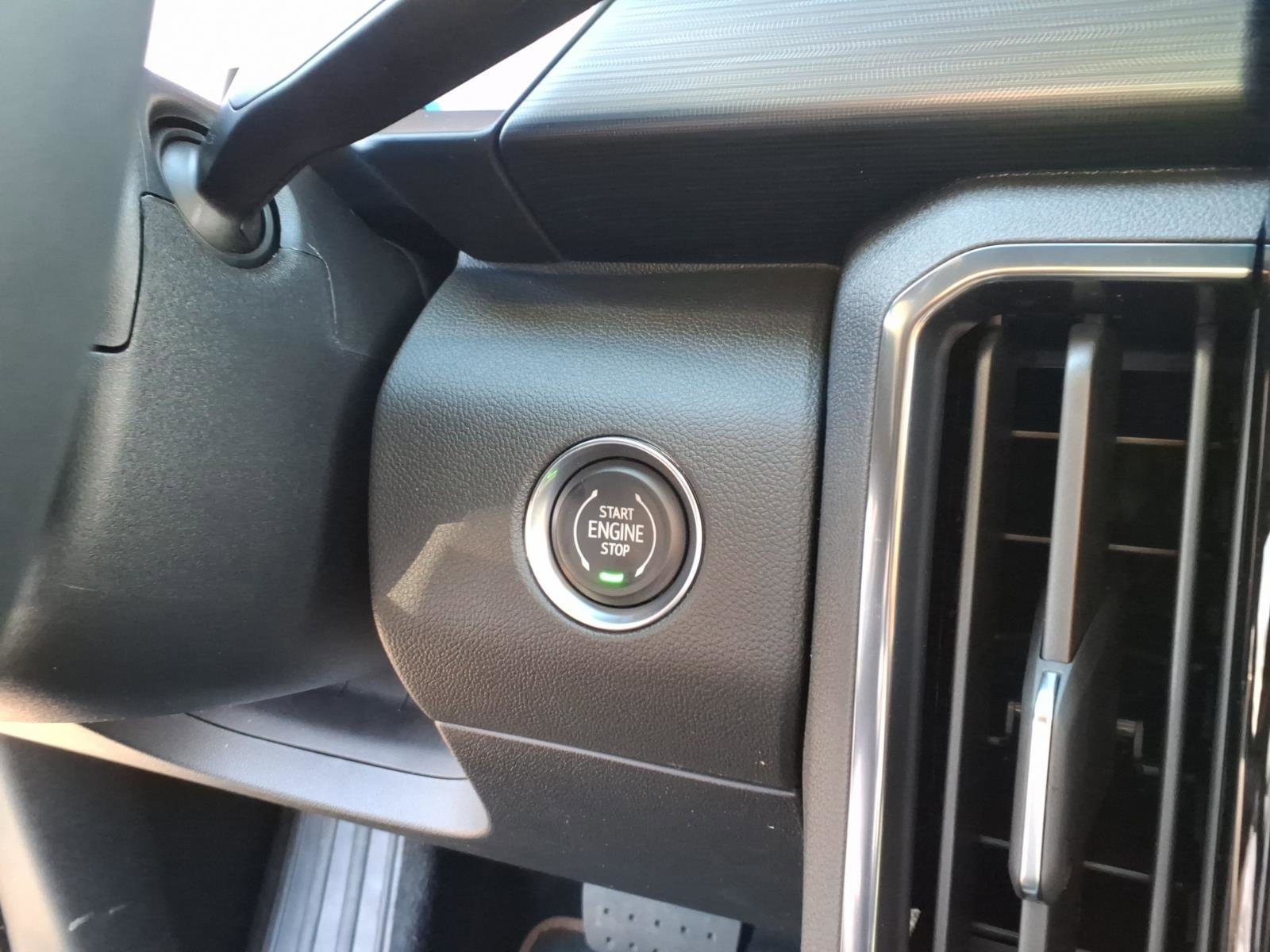 New 2026 GMC Acadia AT4 w/ Super Cruise Package AWD/4WD image 13