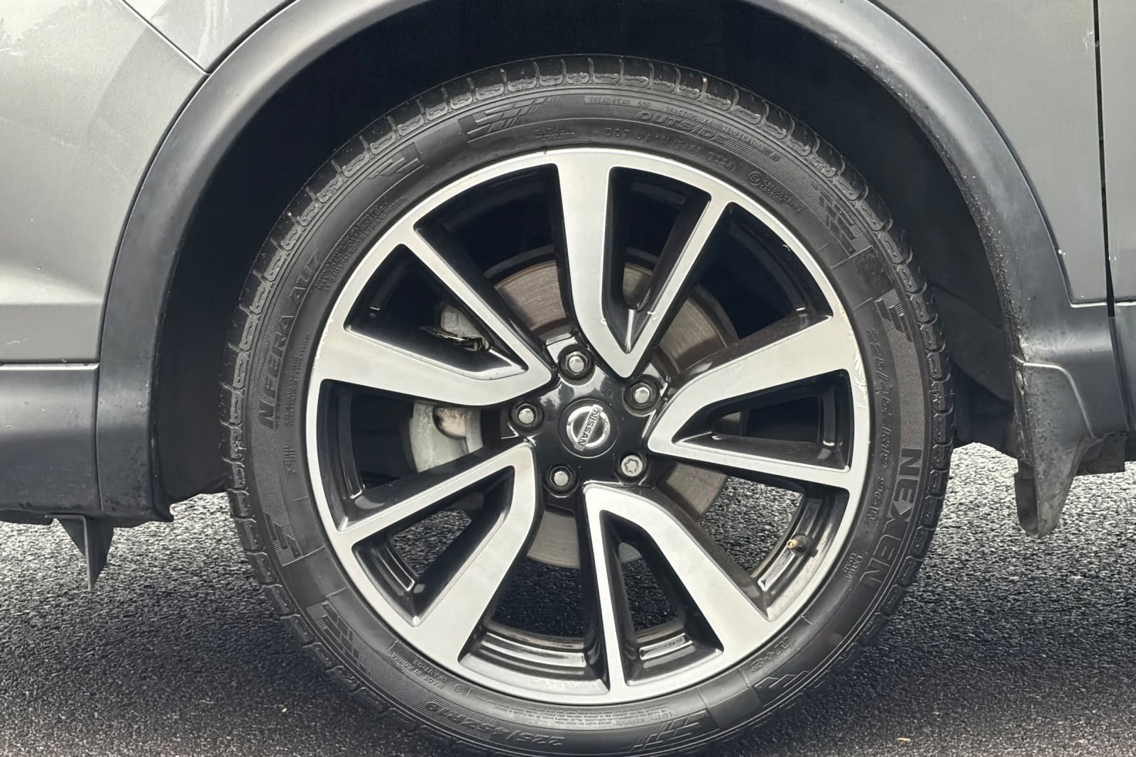 Used 2018 Nissan Rogue Sport SL image 38