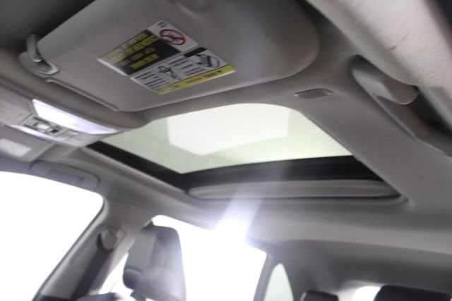 Used 2023 Toyota RAV4 XLE Premium image 10