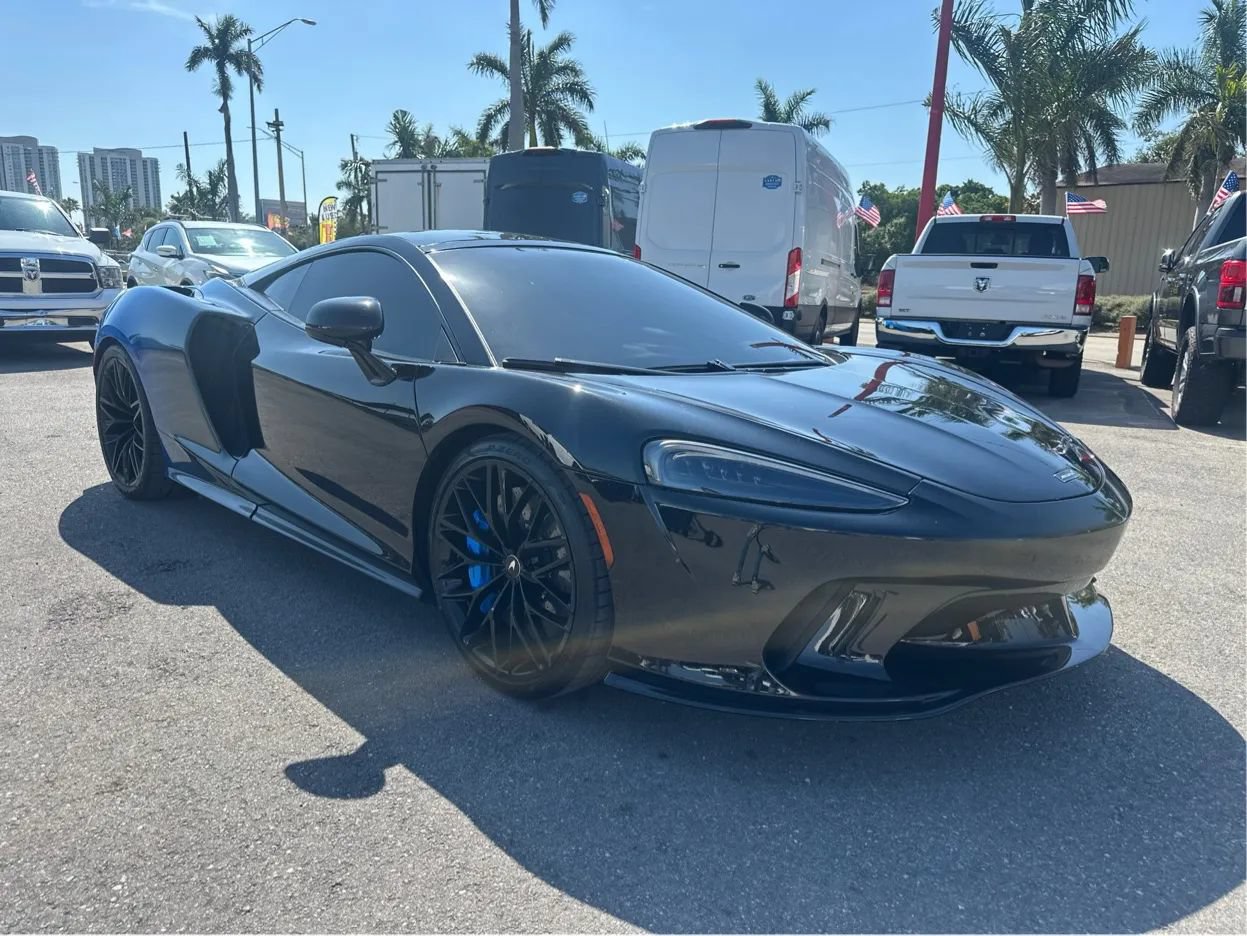 Used 2023 McLaren GT RWD image 3
