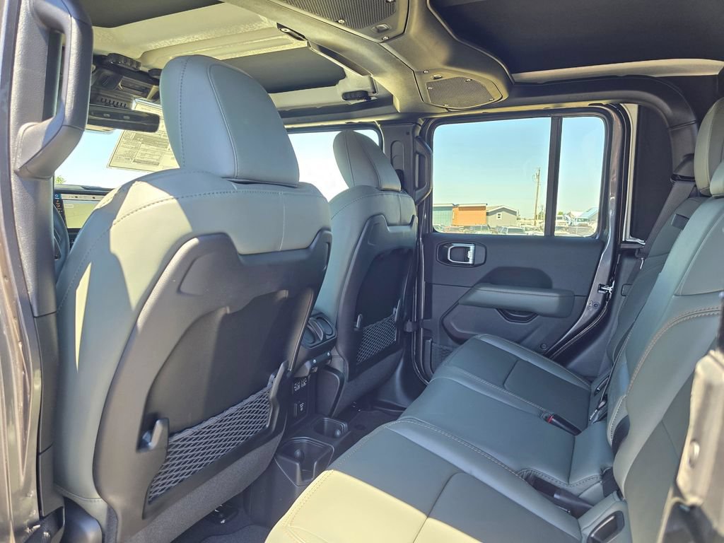 New 2026 Jeep Gladiator Mojave AWD/4WD image 11