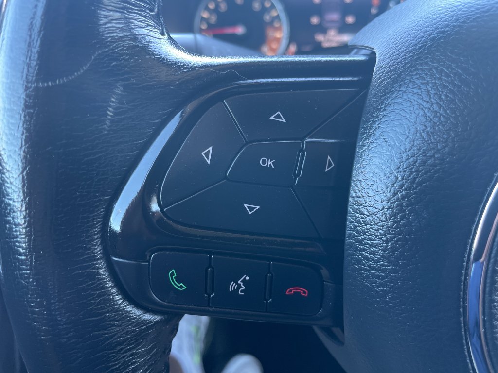 Certified 2017 Jeep Renegade Altitude AWD/4WD image 51