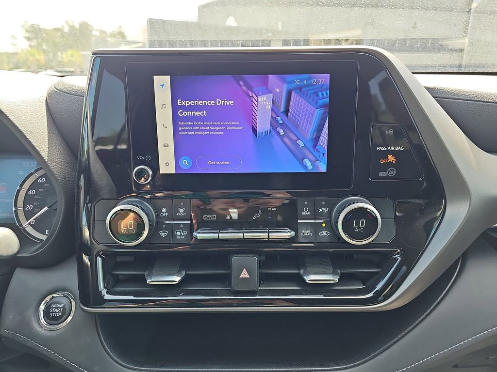 Used 2023 Toyota Highlander L image 26