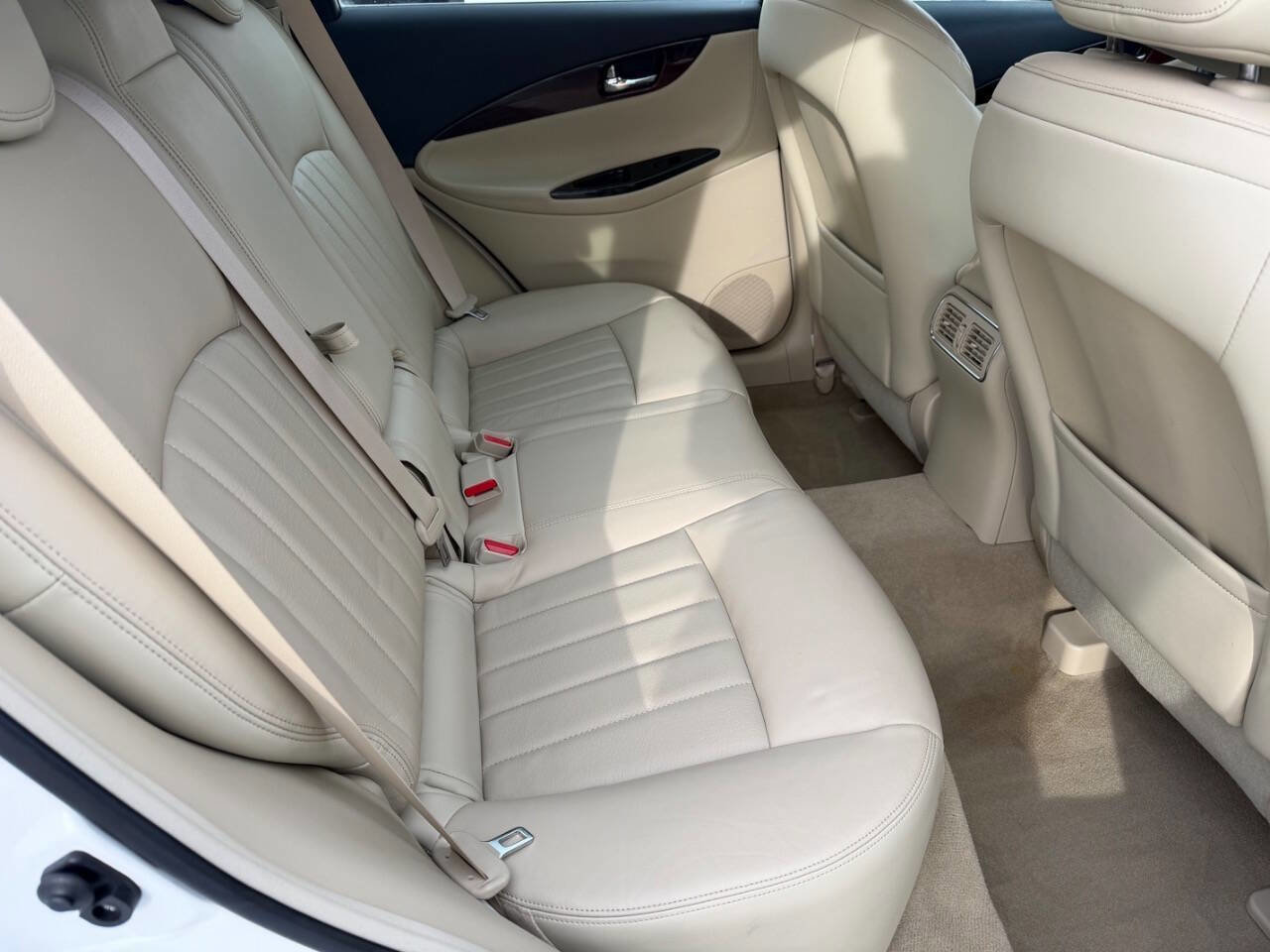 Used 2017 INFINITI QX50 Journey w/ Premium Package image 19