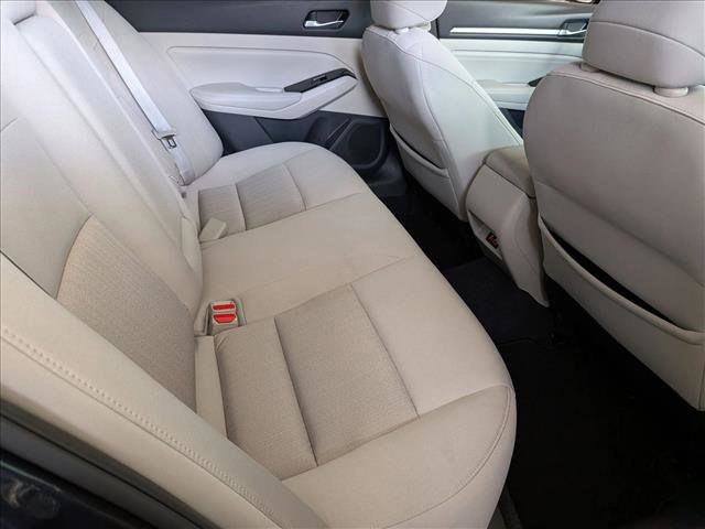 Used 2021 Nissan Altima 2.5 SV FWD image 19