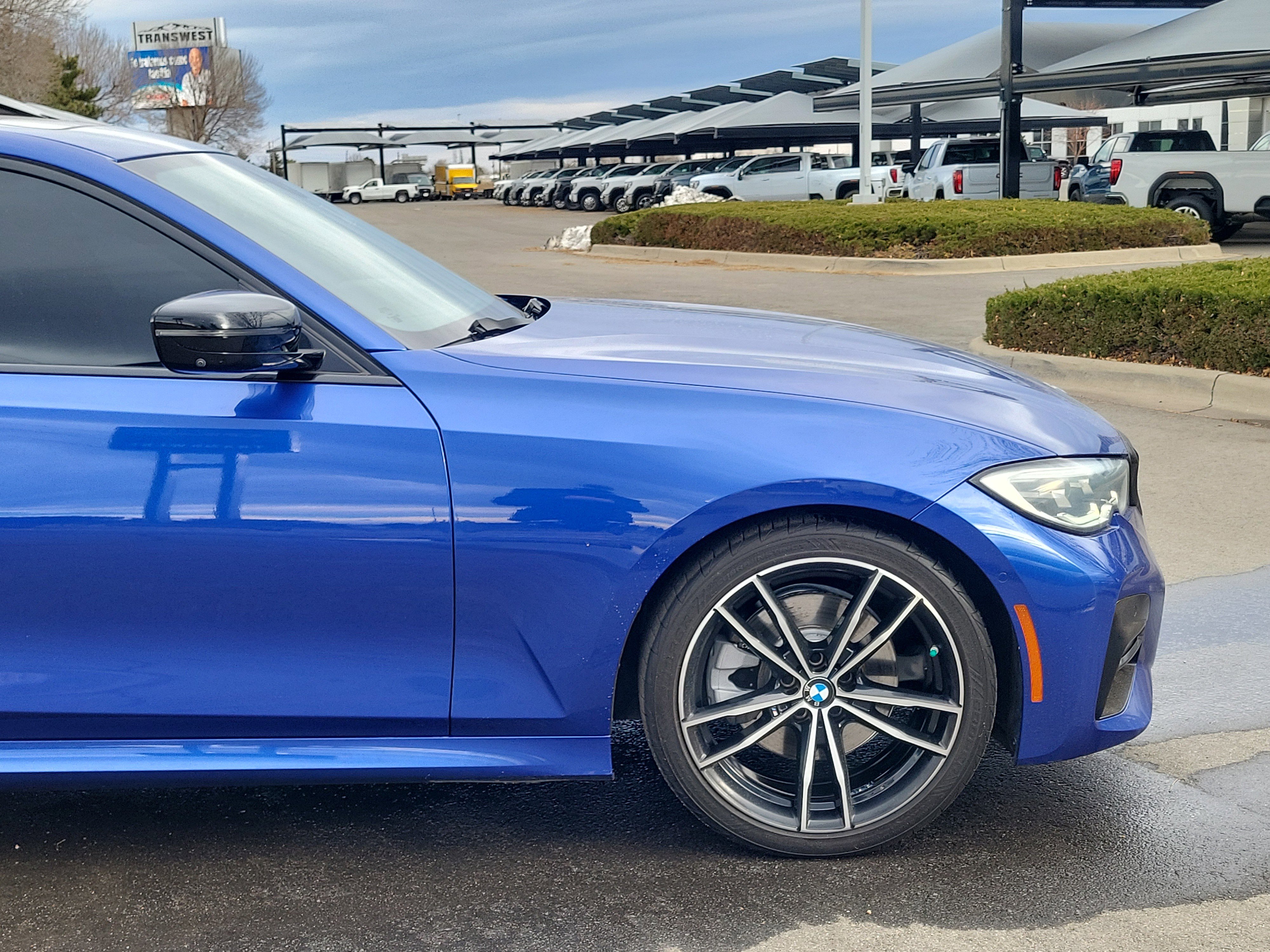 Used 2021 BMW 330i Sedan w/ M Sport Package image 6