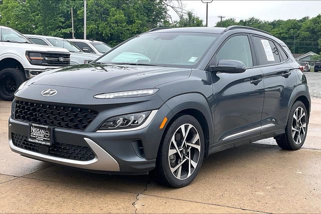 Used 2023 Hyundai Kona Limited AWD/4WD image 3