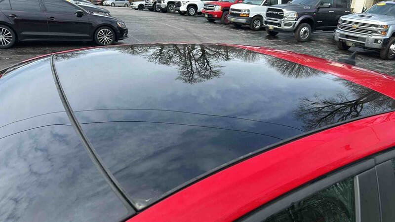 Used 2019 Volkswagen Jetta GLI image 10