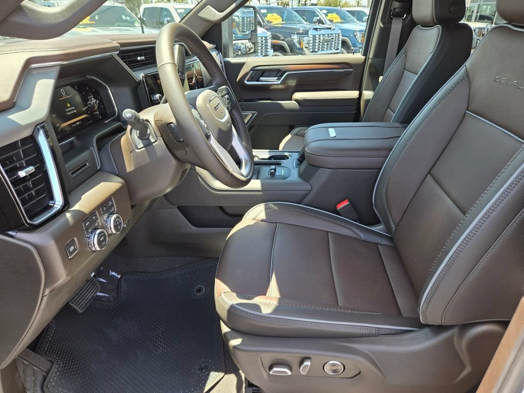 New 2026 GMC Sierra 2500 Denali w/ Max Trailering Package AWD/4WD image 6