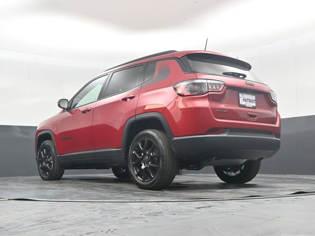 New 2026 Jeep Compass Latitude AWD/4WD image 42