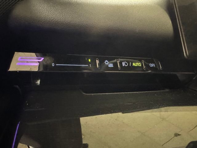 Used 2024 BMW 530i w/ Convenience Package image 10