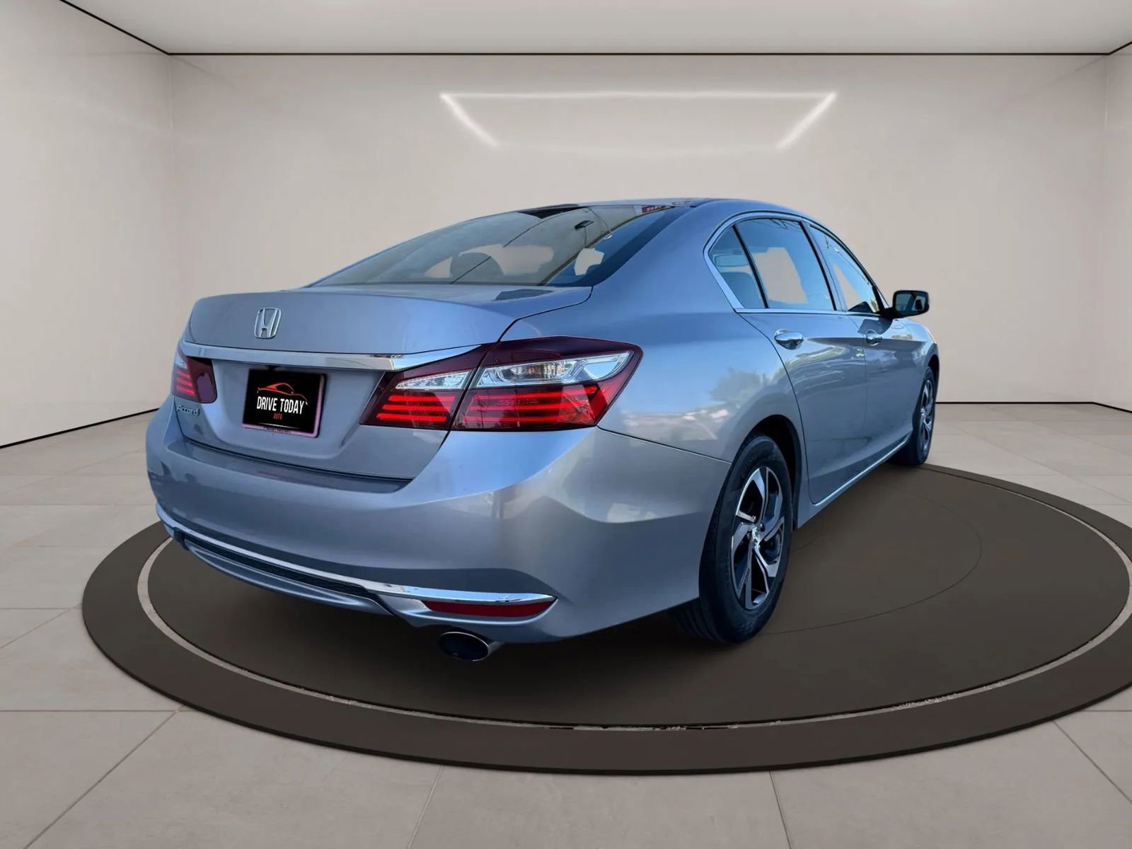 Used 2016 Honda Accord LX image 5