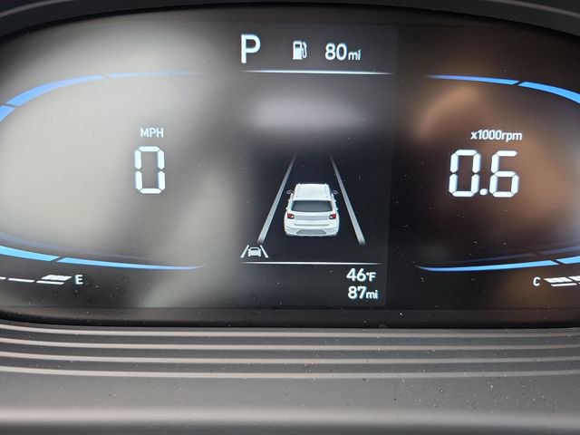 Used 2025 Hyundai Venue SEL image 22