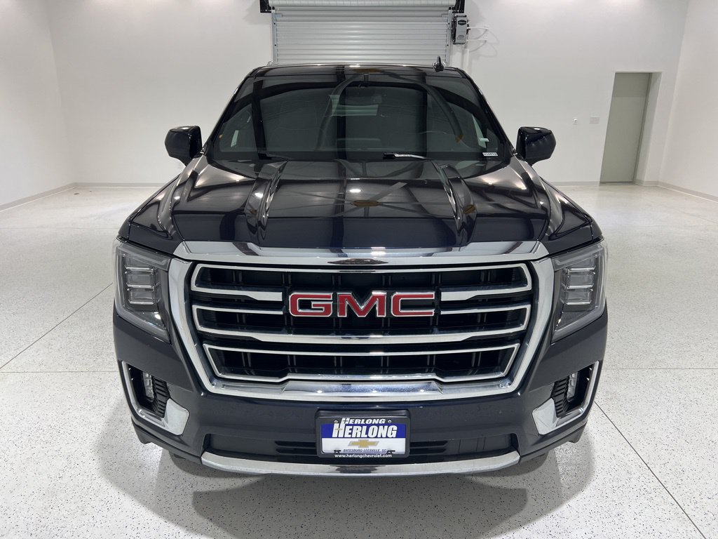 Used 2024 GMC Yukon SLT AWD/4WD image 9