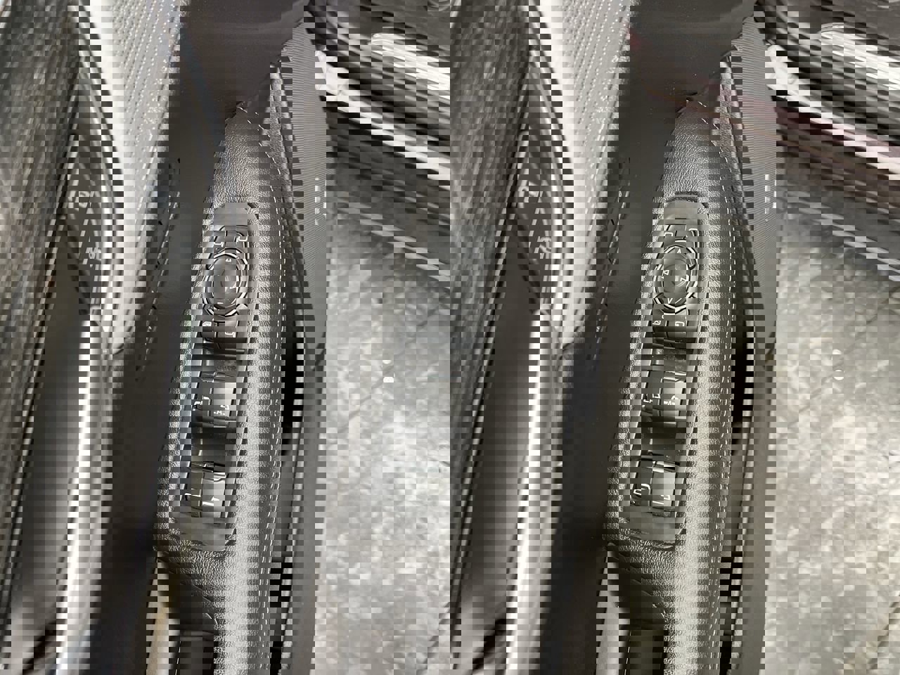 Used 2021 Cadillac XT5 Premium Luxury w/ LPO, Floor Liner Package image 9