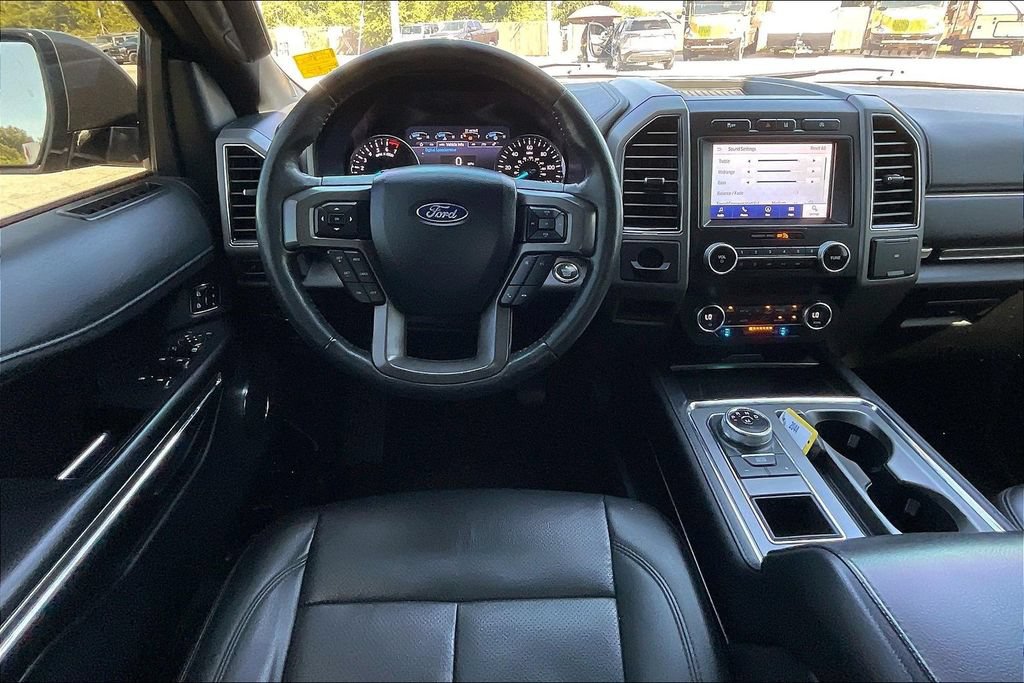 Used 2020 Ford Expedition XLT w/ Equipment Group 202A RWD image 6