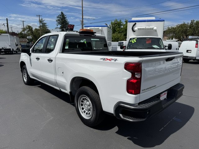 Used 2023 Chevrolet Silverado 1500 W/T AWD/4WD image 2
