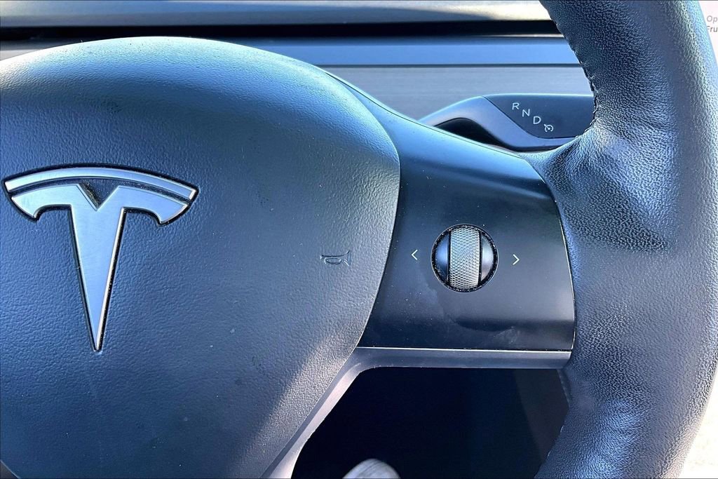 Used 2021 Tesla Model 3 Long Range image 19