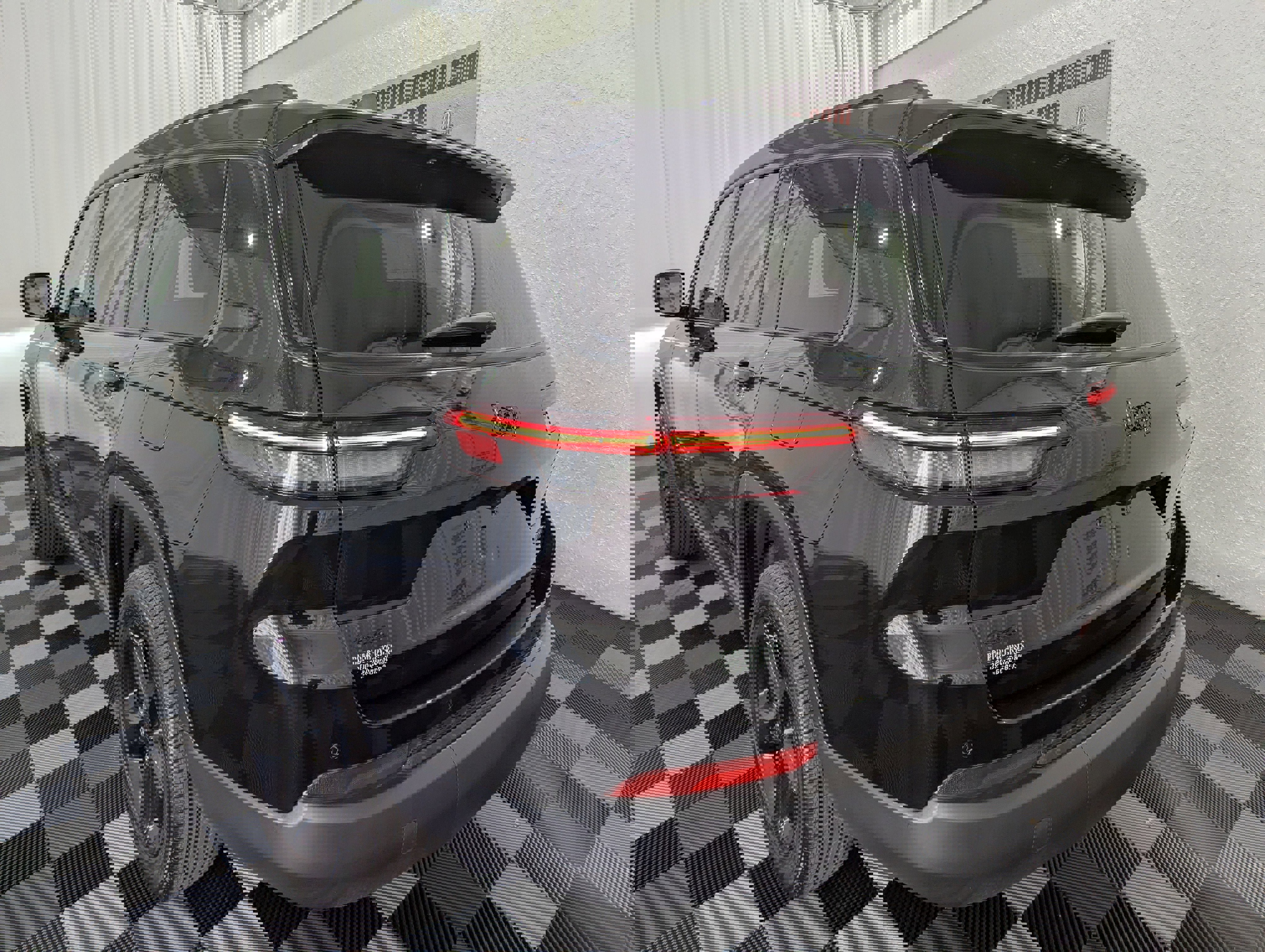 Used 2025 Jeep Grand Cherokee L Limited w/ Black Appearance Package image 7