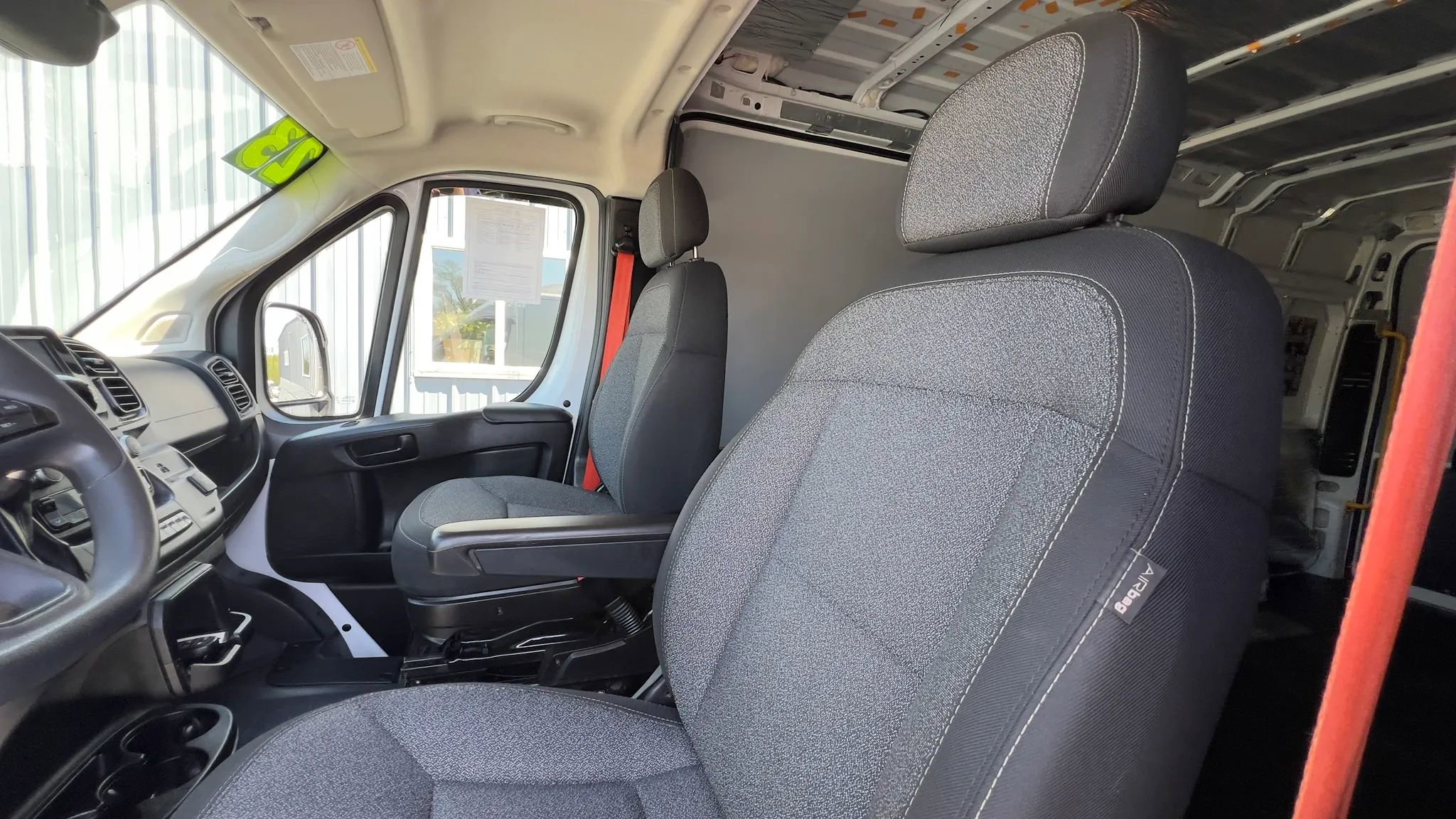 Used 2023 RAM ProMaster 3500 w/ Driver Convenience Group FWD image 19