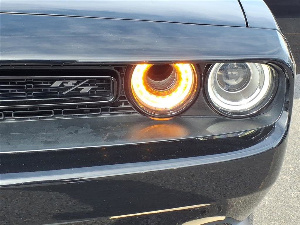 Used 2022 Dodge Challenger R/T w/ Plus Package image 22