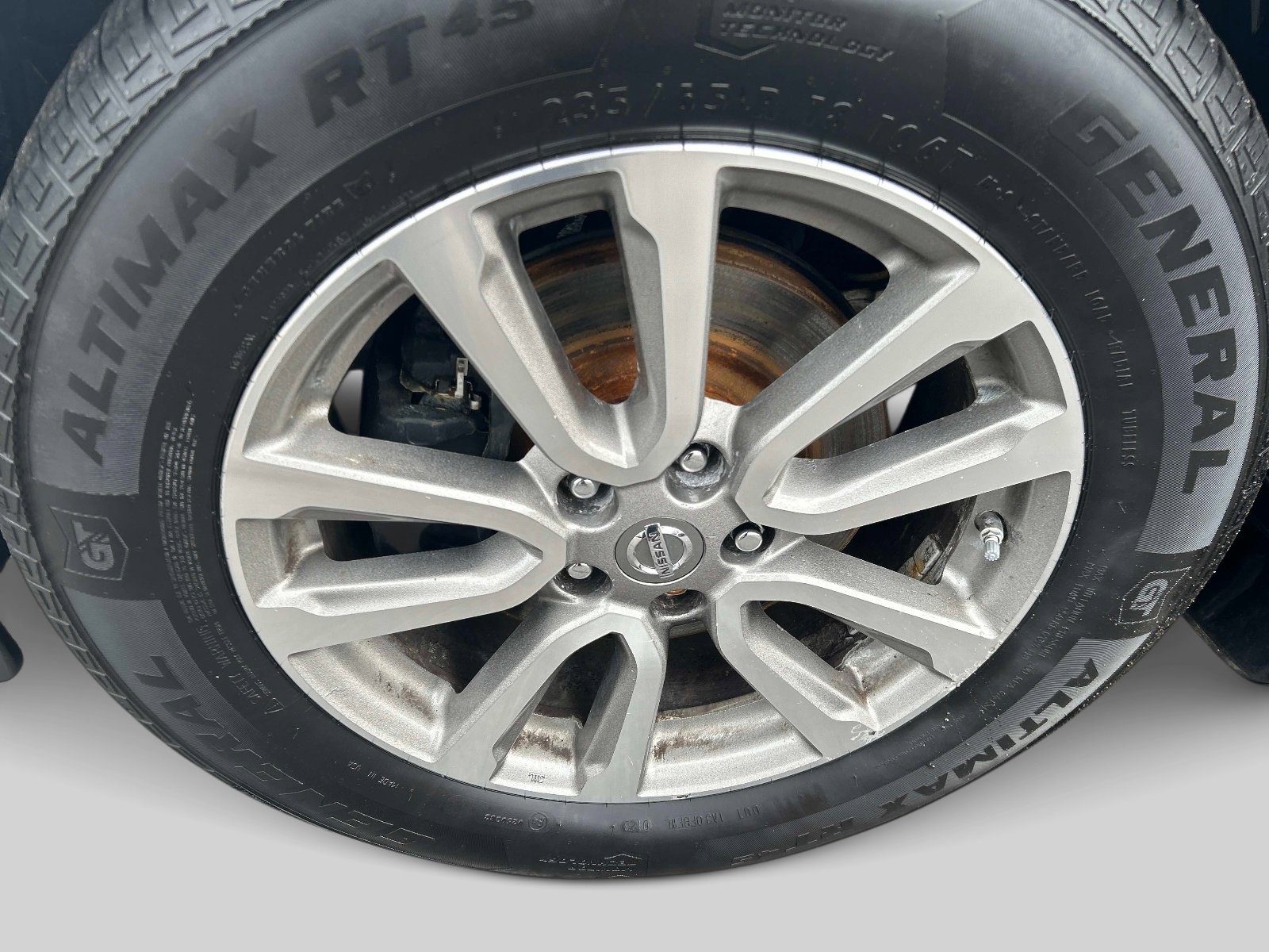 Used 2015 Nissan Pathfinder SL image 9