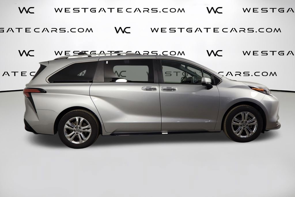Used 2024 Toyota Sienna Platinum image 50
