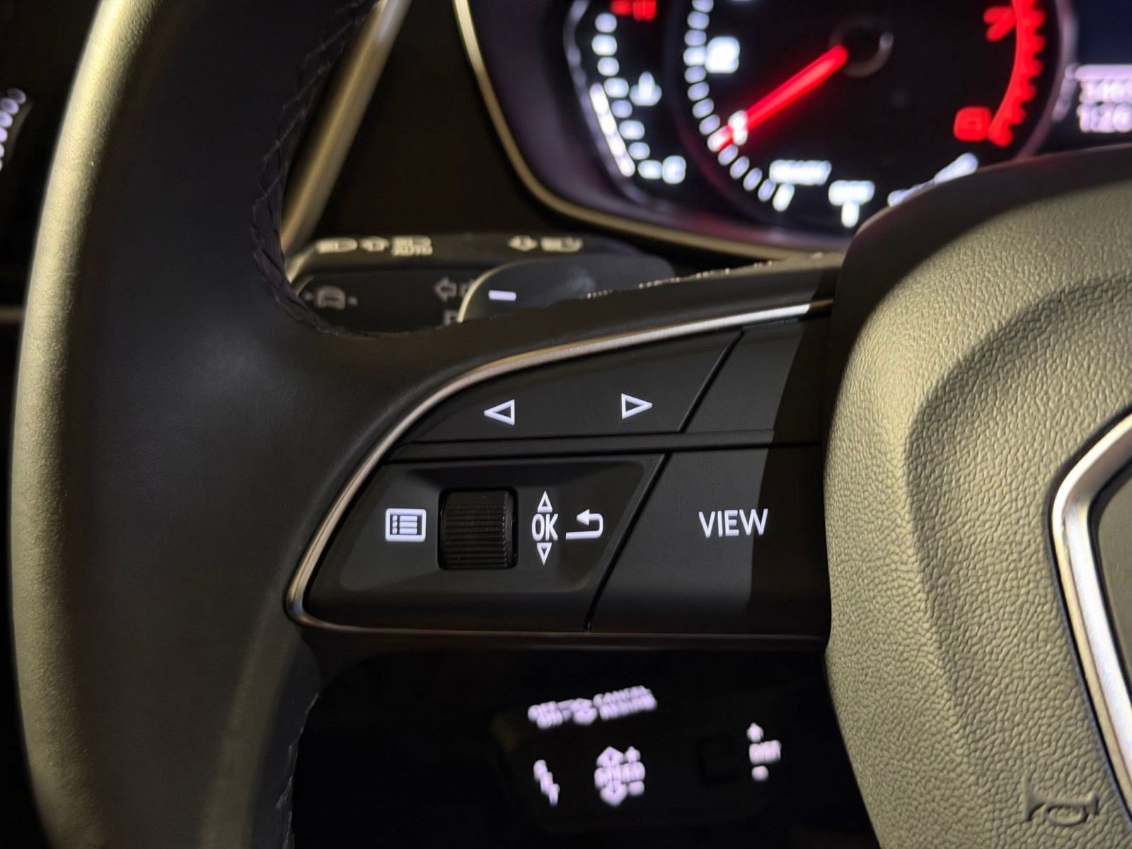 Certified 2023 Audi Q5 2.0T Premium w/ Convenience Package AWD/4WD image 15