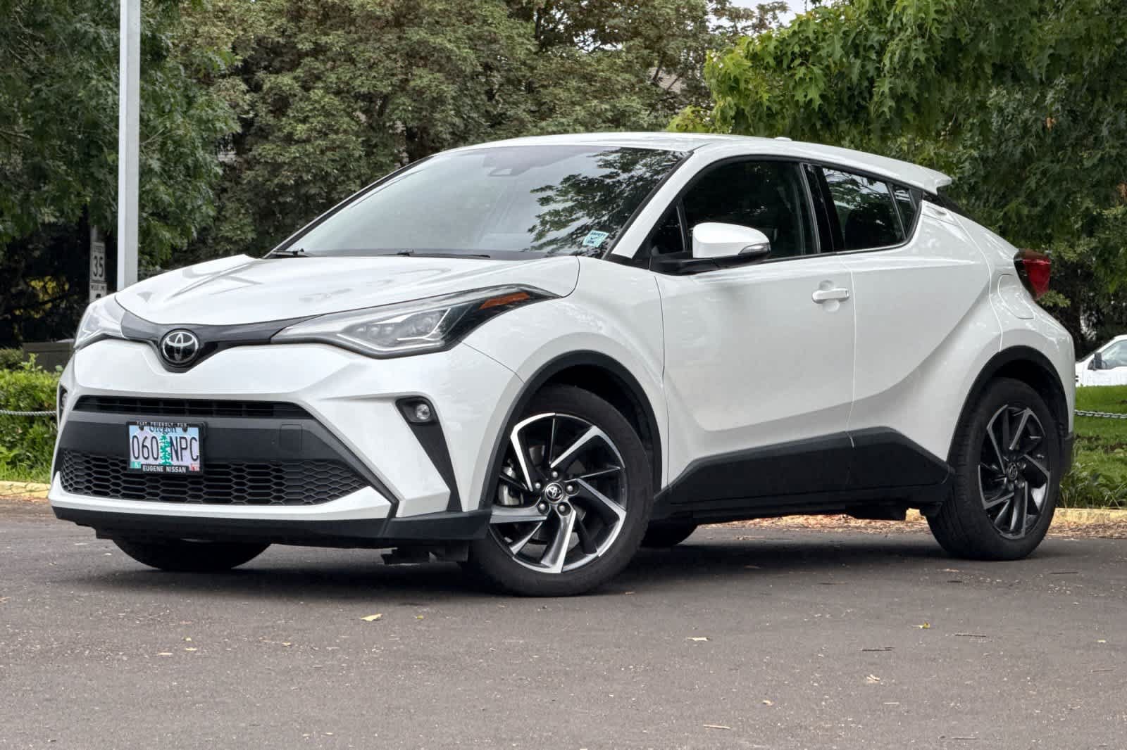 Used 2022 Toyota C-HR Limited FWD video 1