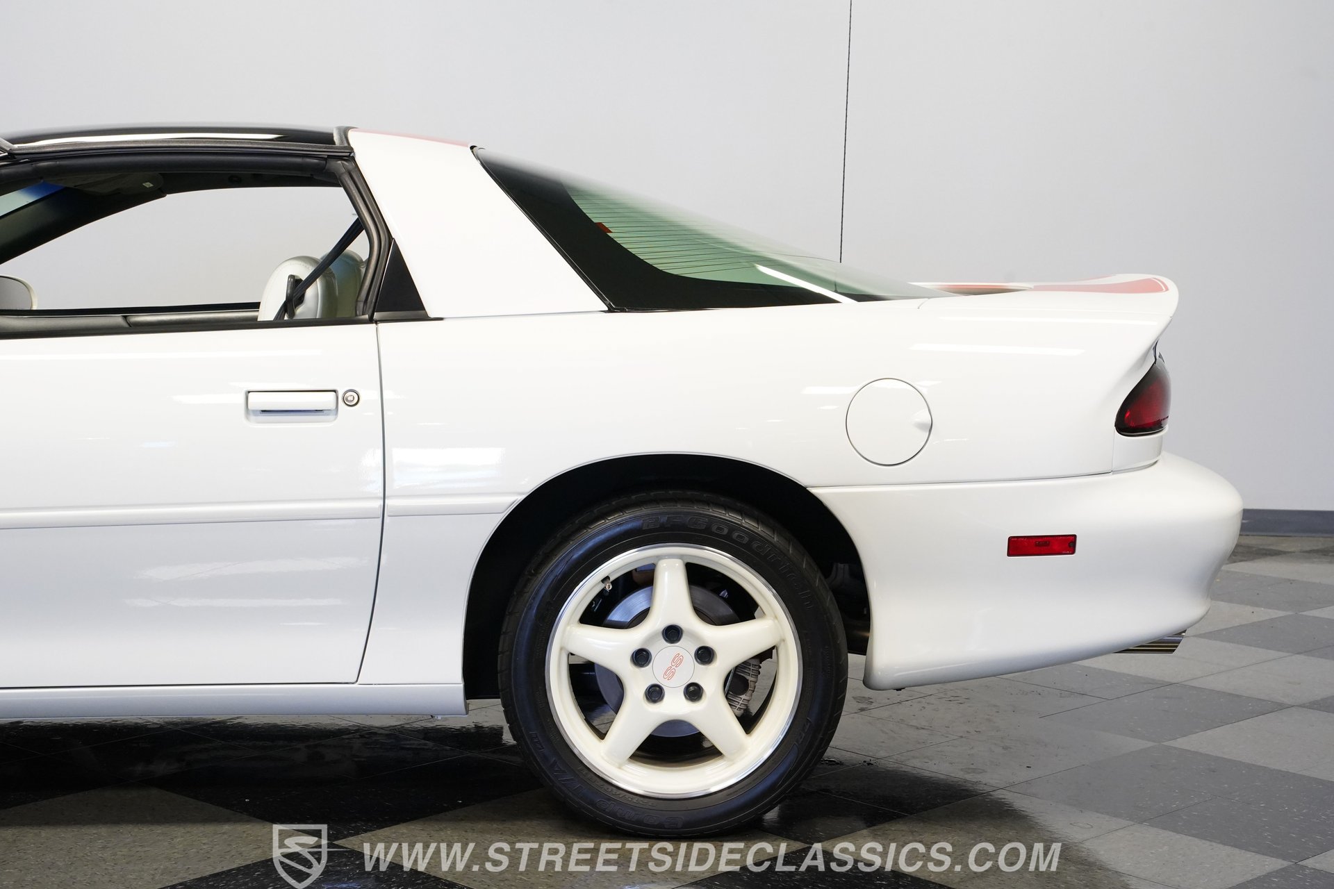 Used 1997 Chevrolet Camaro SS w/ SS Alteration Pkg RWD image 25