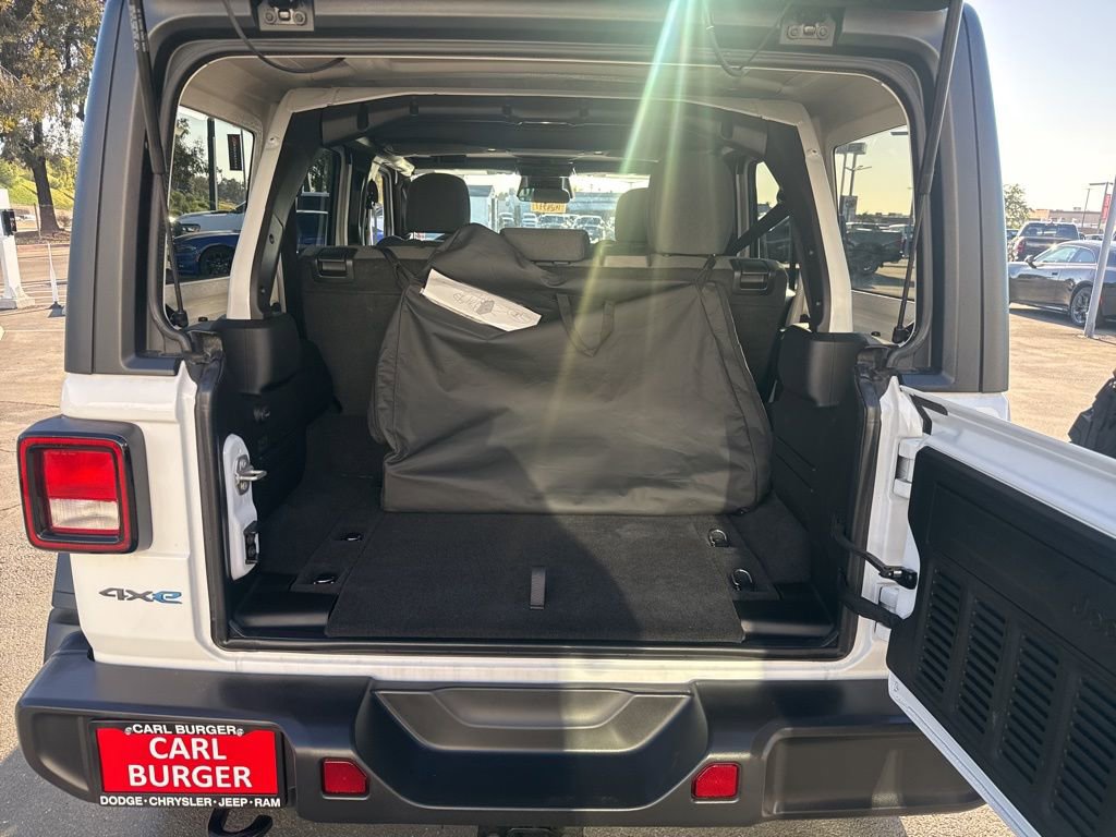 Certified 2025 Jeep Wrangler Willys 4xe image 7