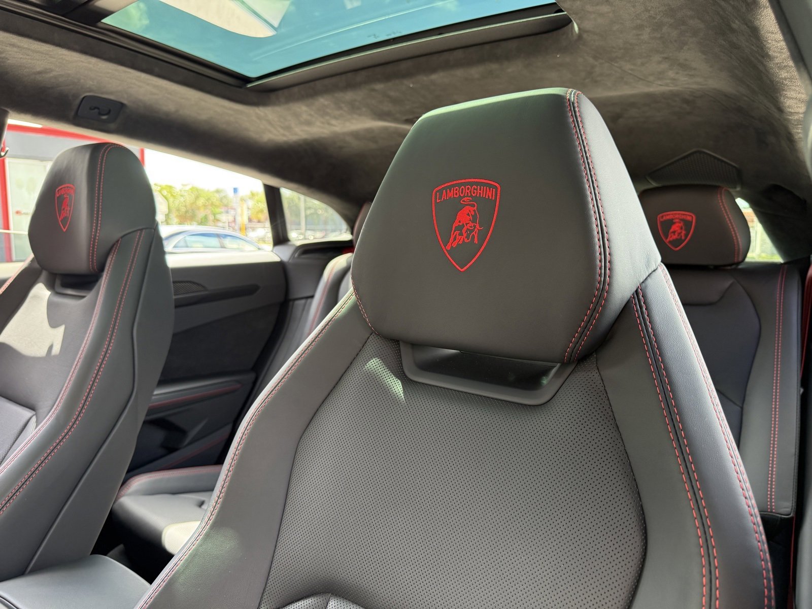 Used 2023 Lamborghini Urus S image 20