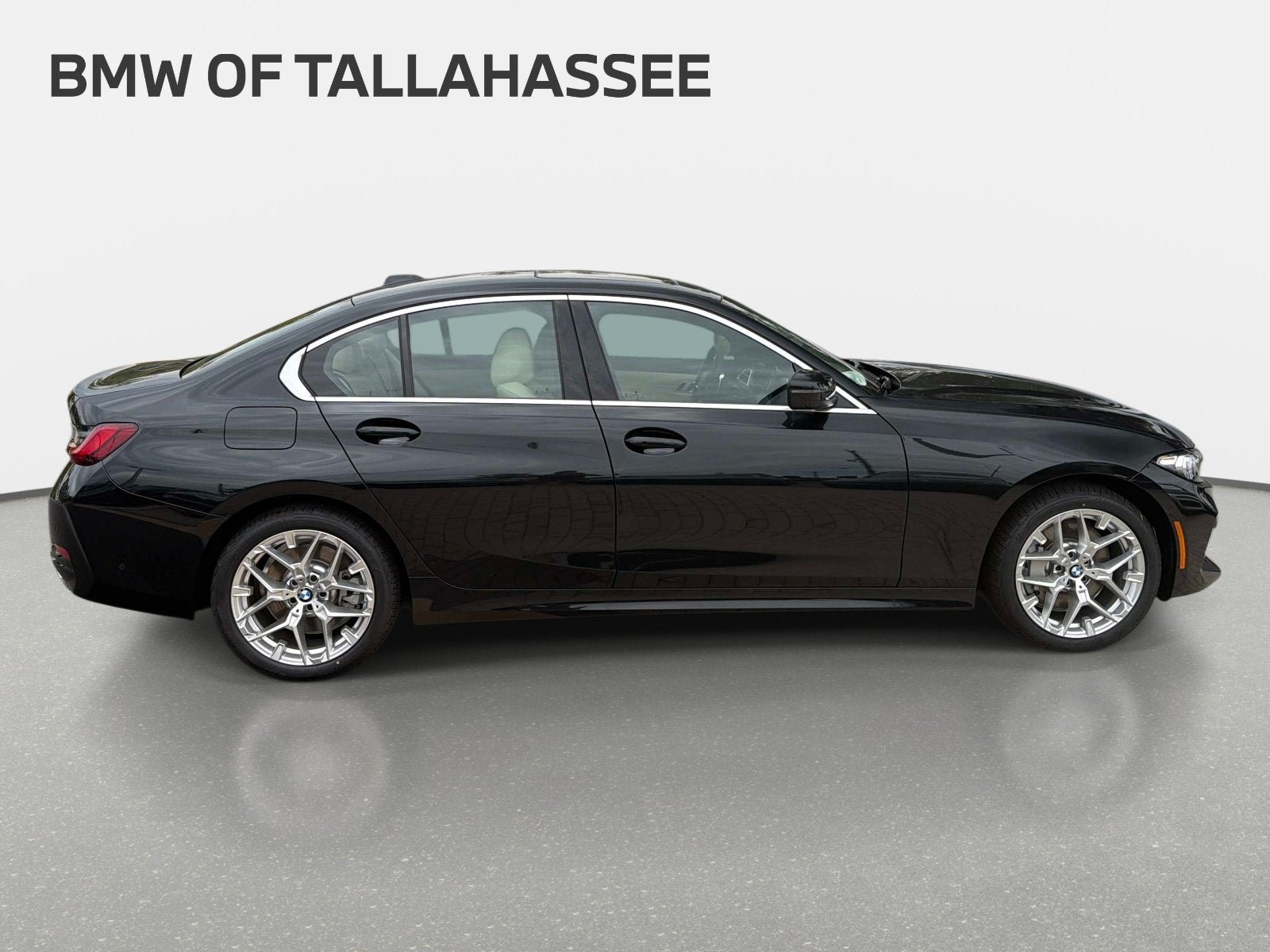 New 2026 BMW 330i Sedan w/ Convenience Package RWD image 4