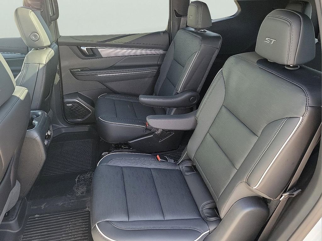 New 2026 Buick Enclave Sport Touring w/ Power Package FWD image 13