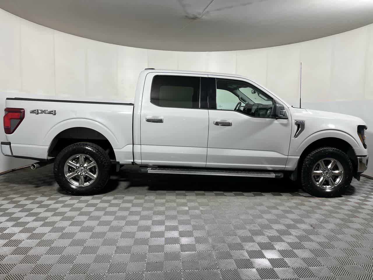 Used 2024 Ford F150 XLT AWD/4WD image 9