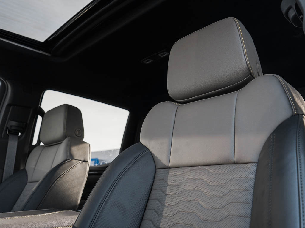 New 2026 Chevrolet Silverado 1500 ZR2 w/ Dark Appearance Package image 18