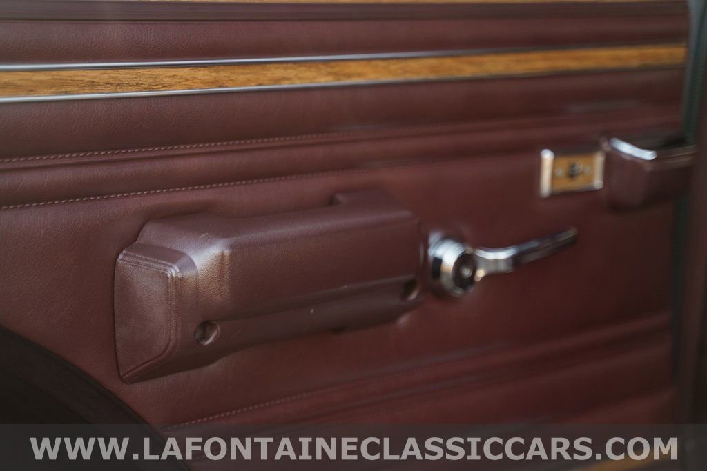 Used 1991 Jeep Grand Wagoneer image 85