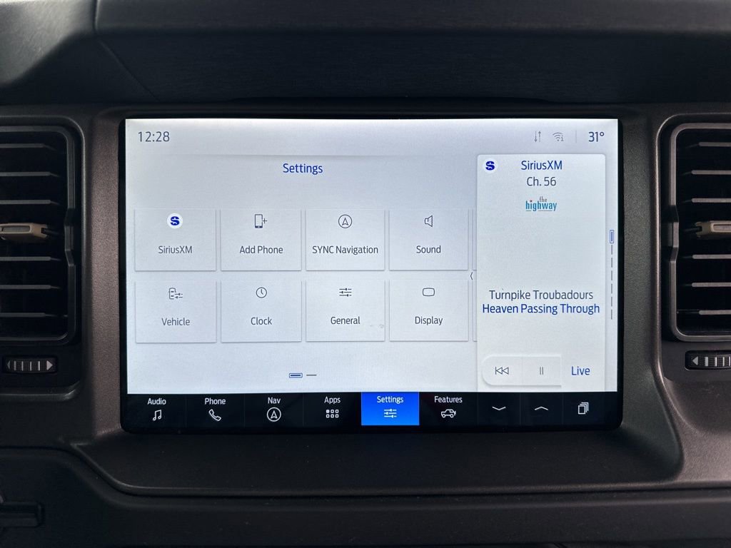 Used 2025 Ford Bronco Badlands image 37