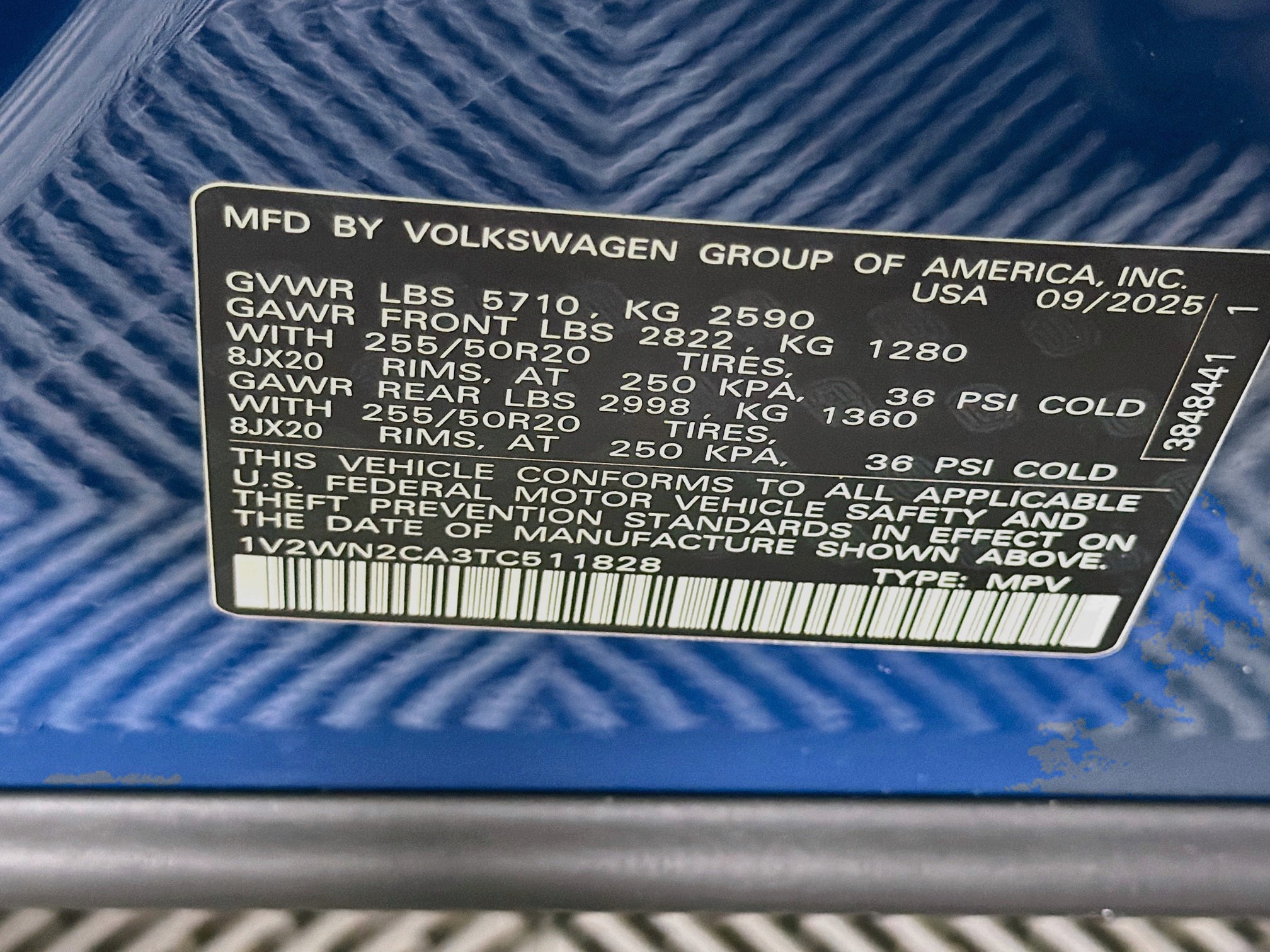 Used 2026 Volkswagen Atlas SE FWD image 12