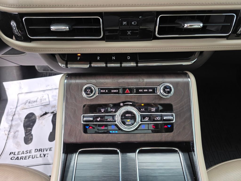 Used 2022 Lincoln Aviator Reserve w/ Equipment Group 201A AWD/4WD image 28