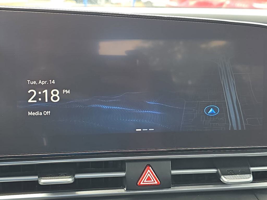 Used 2023 Hyundai Elantra SEL w/ Convenience Package image 19