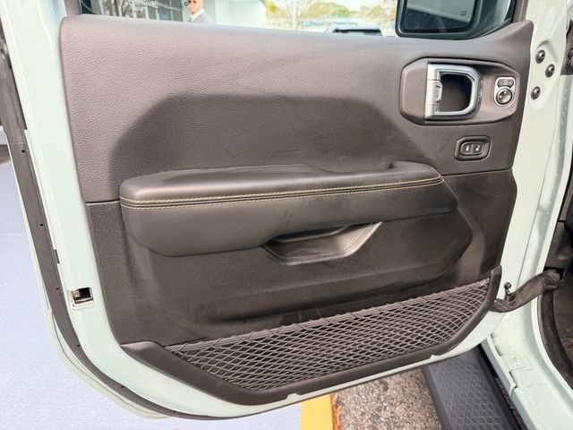 Used 2024 Jeep Wrangler Sahara w/ Technology Group image 10