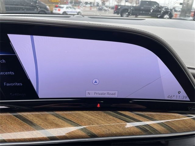 Used 2022 Cadillac Escalade ESV Premium Luxury Platinum image 18