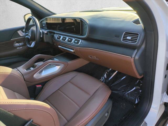 Used 2025 Mercedes-Benz GLS 450 4MATIC image 25