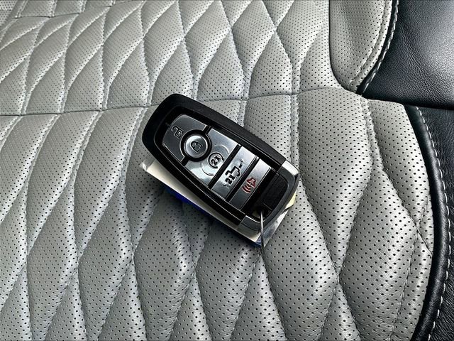 Used 2024 Ford F450 Limited w/ FX4 Off-Road Package image 11