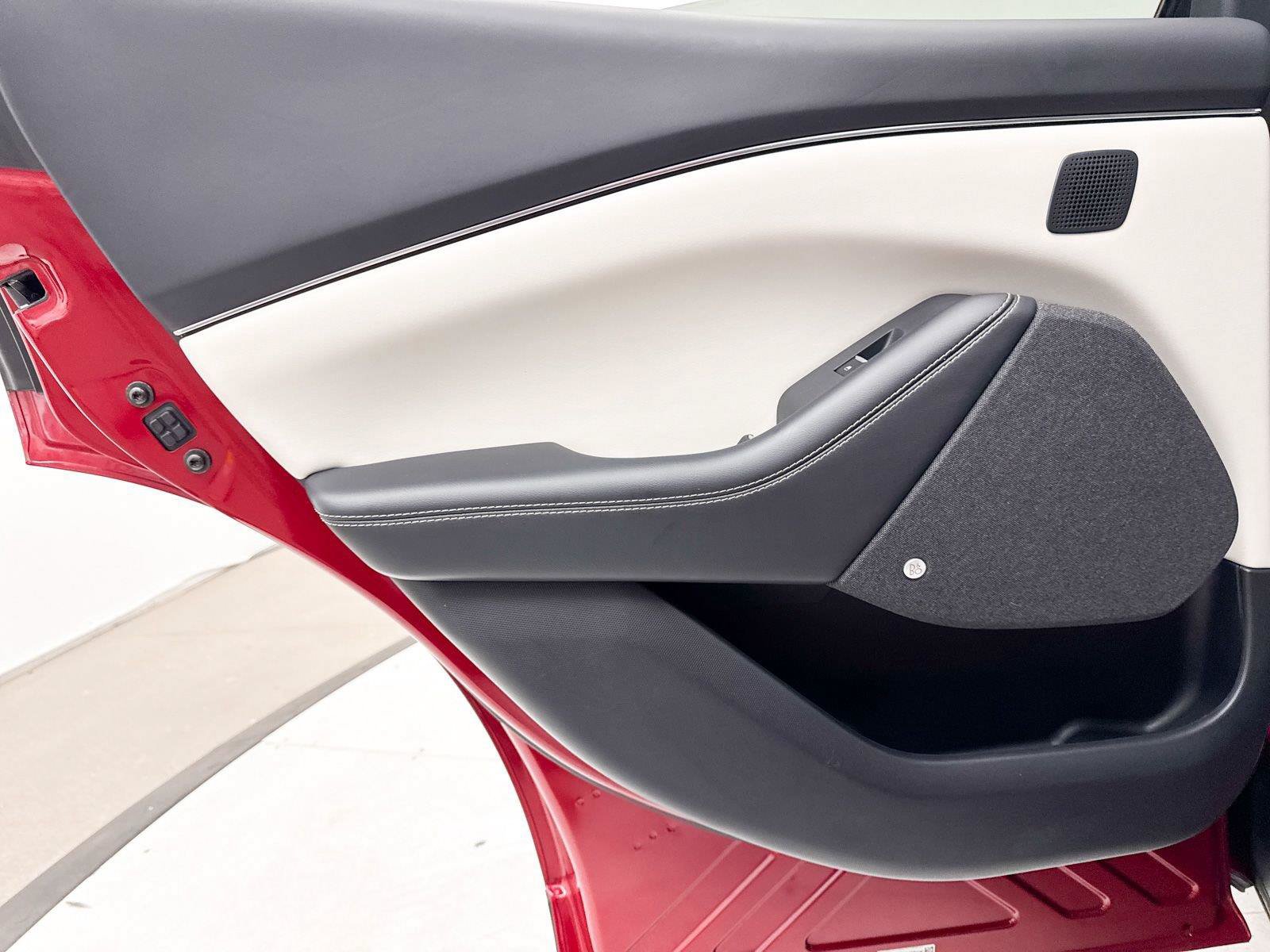 Used 2022 Ford Mustang Mach-E Premium RWD image 30