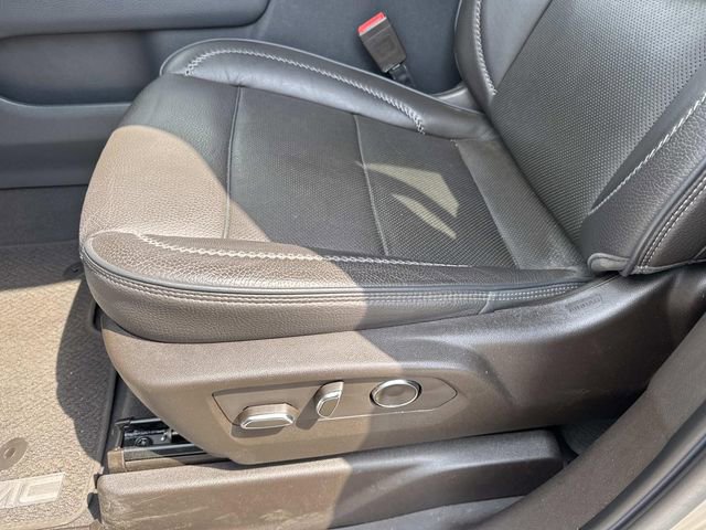 Used 2021 GMC Yukon Denali w/ Denali Premium Package image 22