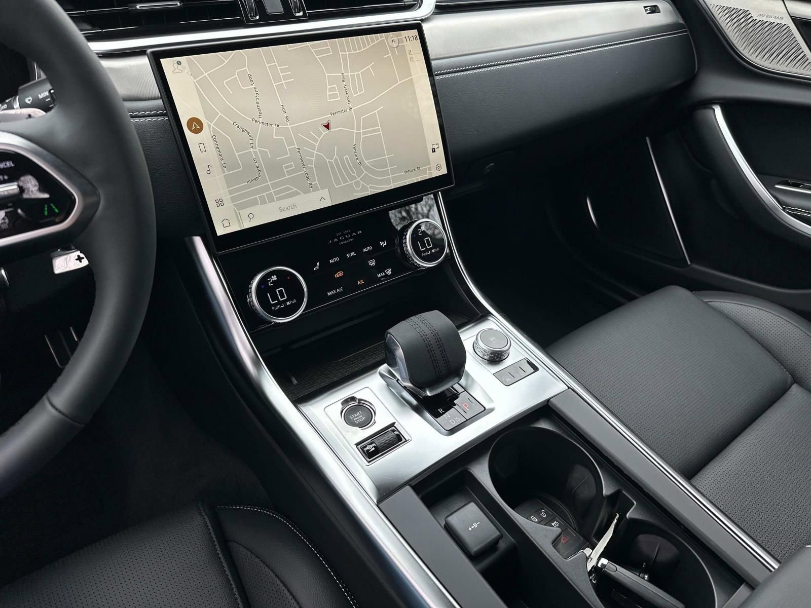 New 2024 Jaguar XF R-Dynamic SE AWD/4WD image 14